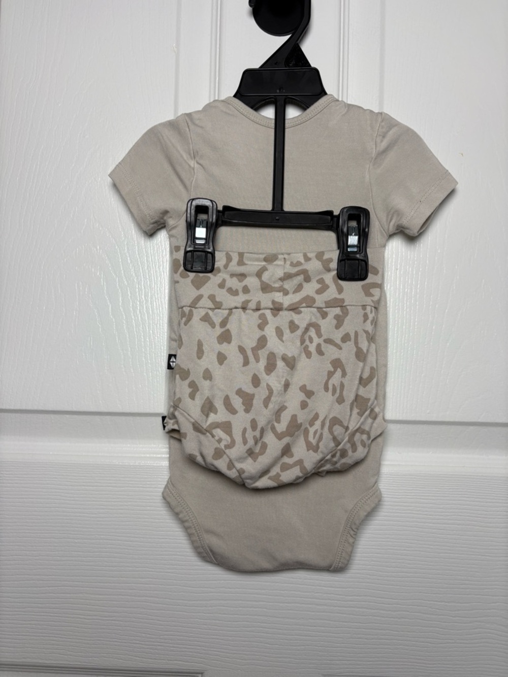 Kyte Baby Bamboo Bodysuit & Leopard Bummies Set 3-6M EUC